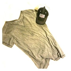 Super soft Buckle Black tee